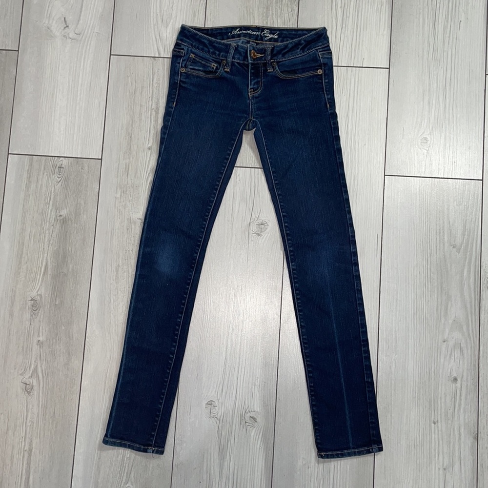 American Eagle Outfitters Stretch dark blue skinny jeans size 0